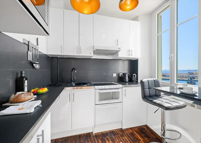 Apartamento Sunlight - Capitaine 54 - 1 Bedroom, Stunning With Balcony And Port View *